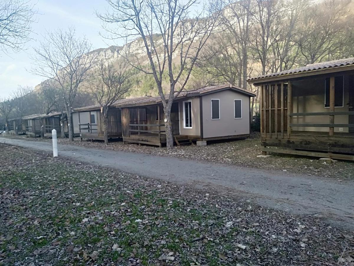 Camping Du Lac Saint-Julien-du-Verdon Ngoại thất bức ảnh