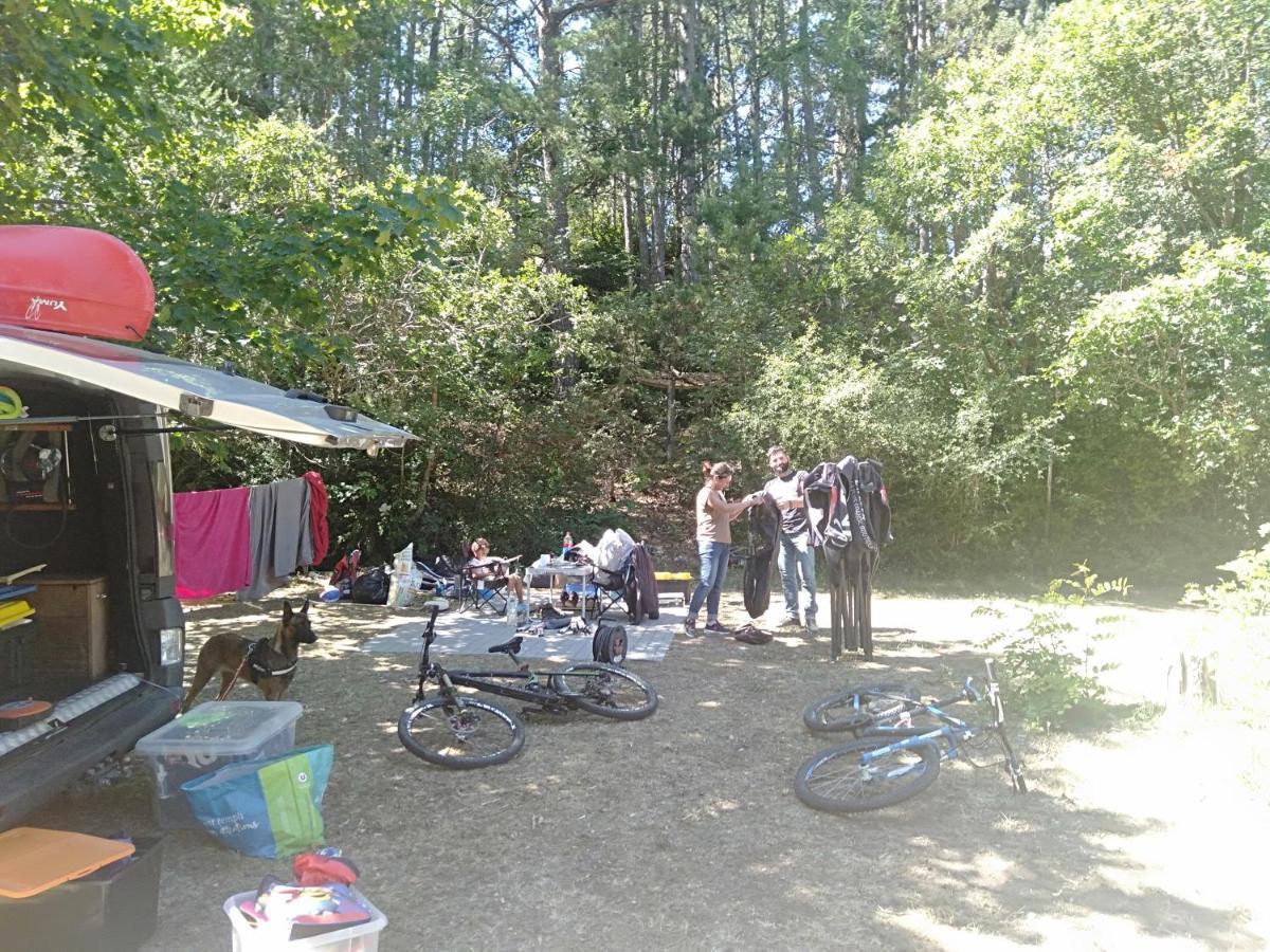 Camping Du Lac Saint-Julien-du-Verdon Ngoại thất bức ảnh