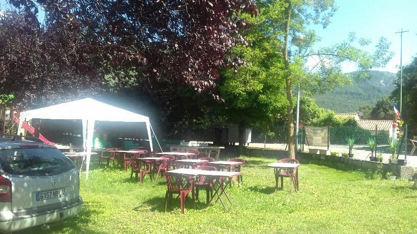 Camping Du Lac Saint-Julien-du-Verdon Ngoại thất bức ảnh