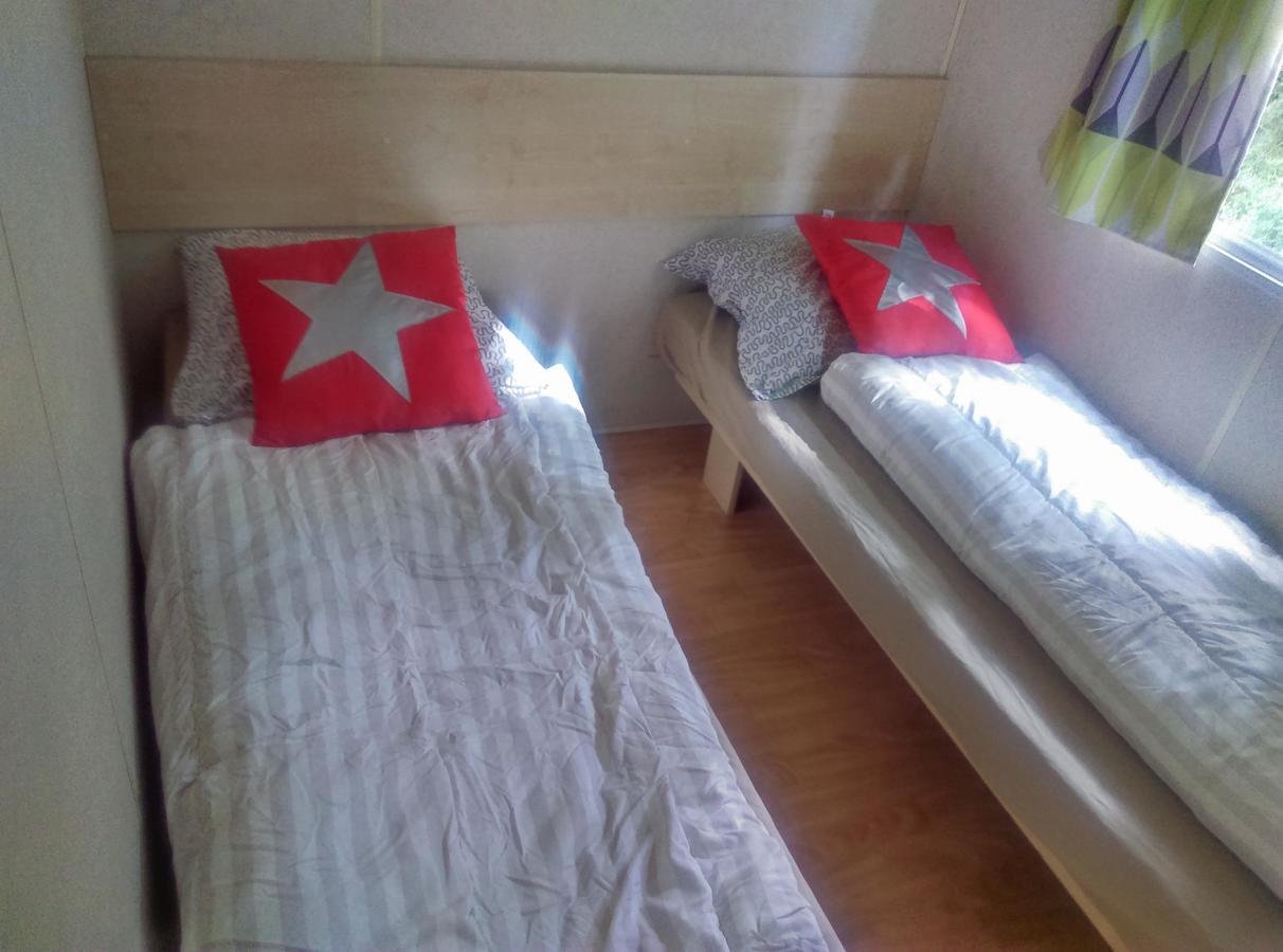 Camping Du Lac Saint-Julien-du-Verdon Ngoại thất bức ảnh
